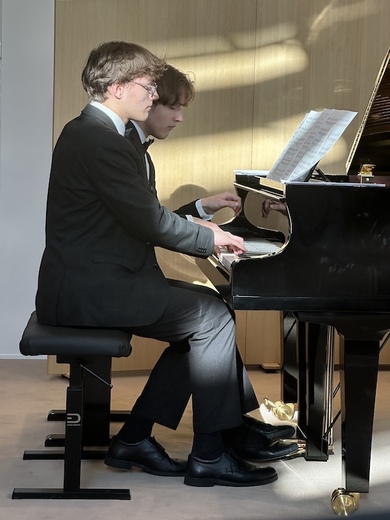 19_2026_04_23_Hudobne mosty (Koncert ZUSiek).jpg