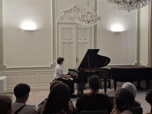 6_2026_06_25_Absolventsky recital.JPG